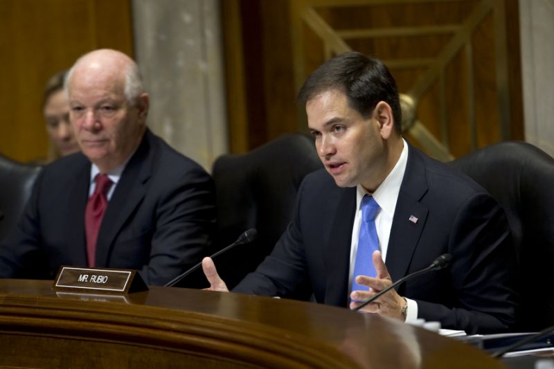 ESTADOS UNIDOS - 21 DE MARZO: El senador Ben Cardin, D-Md., Y el senador Marco Rubio, R-Fl., En una audiencia del Subcomité de Asuntos Exteriores del Senado de Asia Oriental y Asuntos del Pacífico 