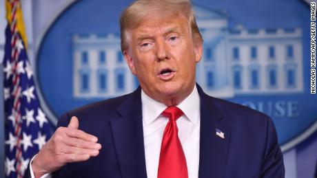 Trump señala con el dedo a USPS es el último intento de reescribir la historia en tiempo real