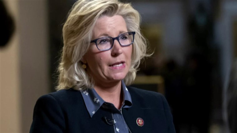 Trump se une a los ataques del Partido Republicano contra la representante Liz Cheney
