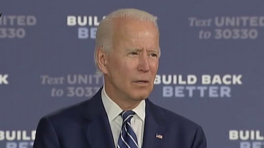 Biden bromea con Fox News que se decidió por vicepresidente, campaña dice que es una broma