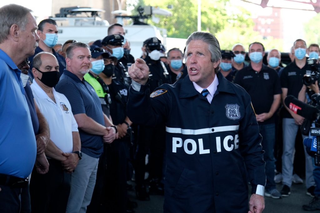 El sindicato de policía de Nueva York respalda a Trump y apoda a Joe Biden como ‘Sleepy Joe’